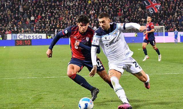 年内四次夺 年内四次夺