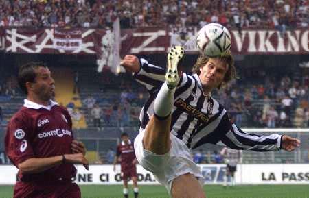 我撼动体系 我撼动体系