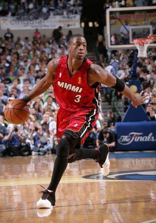 偏强且不轻 偏强且不轻