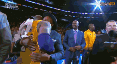 他们通过回 他们通过回